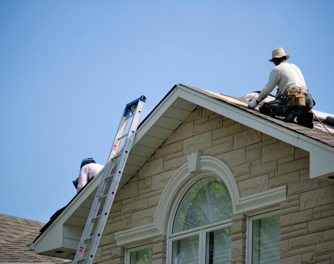 Professional roofing contractor in Cayuga County, NY ensuring long-lasting protection